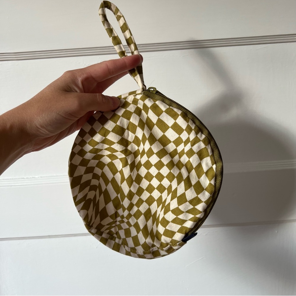 Moss Trippy Checker Pouch